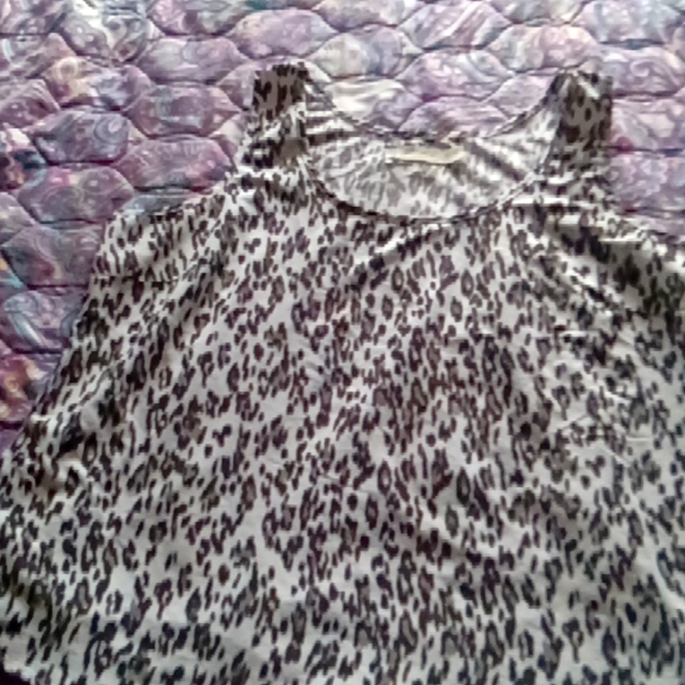 Snow leopard print tank